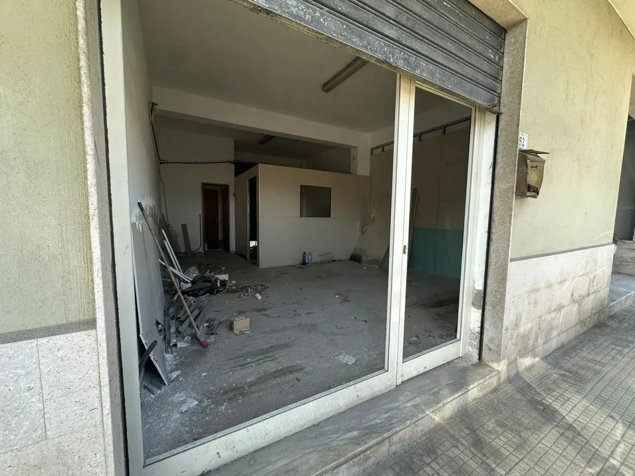 Negozio in Via Nino Bixio 52, Milazzo, {3} - Foto 2