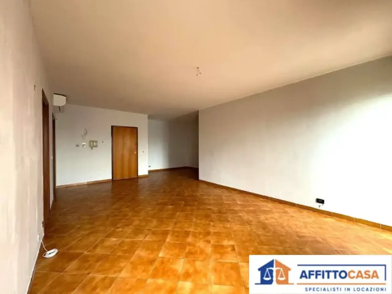 Ufficio in , Carmagnola, {3} - Foto 2