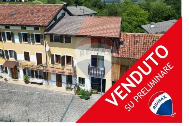 4-room flat in Via Antole 24, Belluno - Photo 1