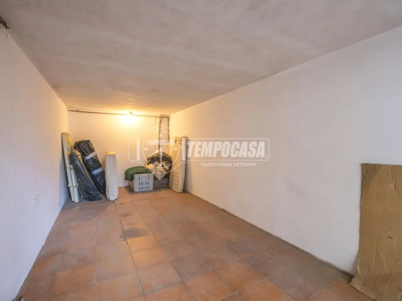 Magazzino in Via San Giovanni Bosco, Porto Sant'Elpidio, {3} - Foto 1