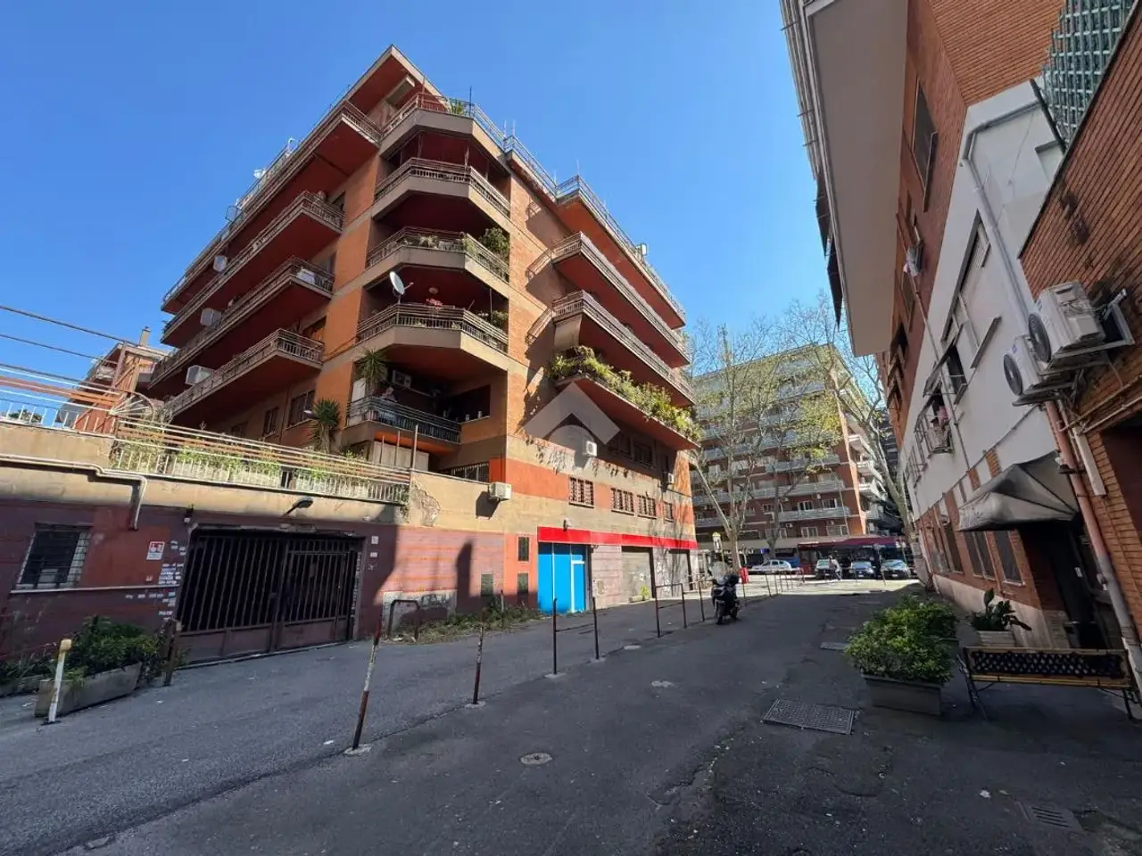 Magazzino in Via della Magliana 260, Roma, {3} - Foto 1