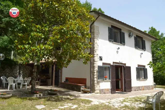 Villa, Rieti - Foto 1