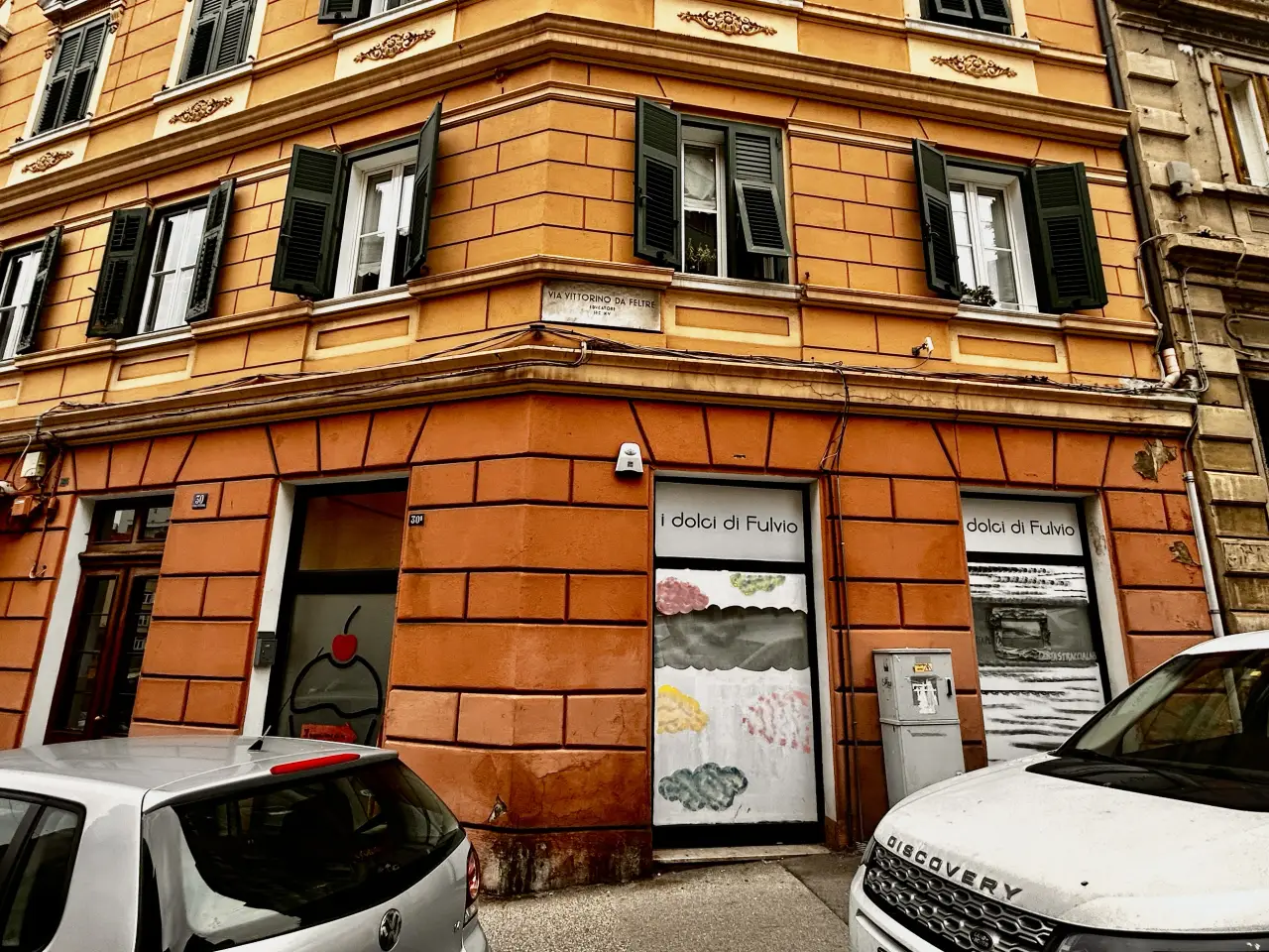 Negozio in , Trieste, {3} - Foto 1