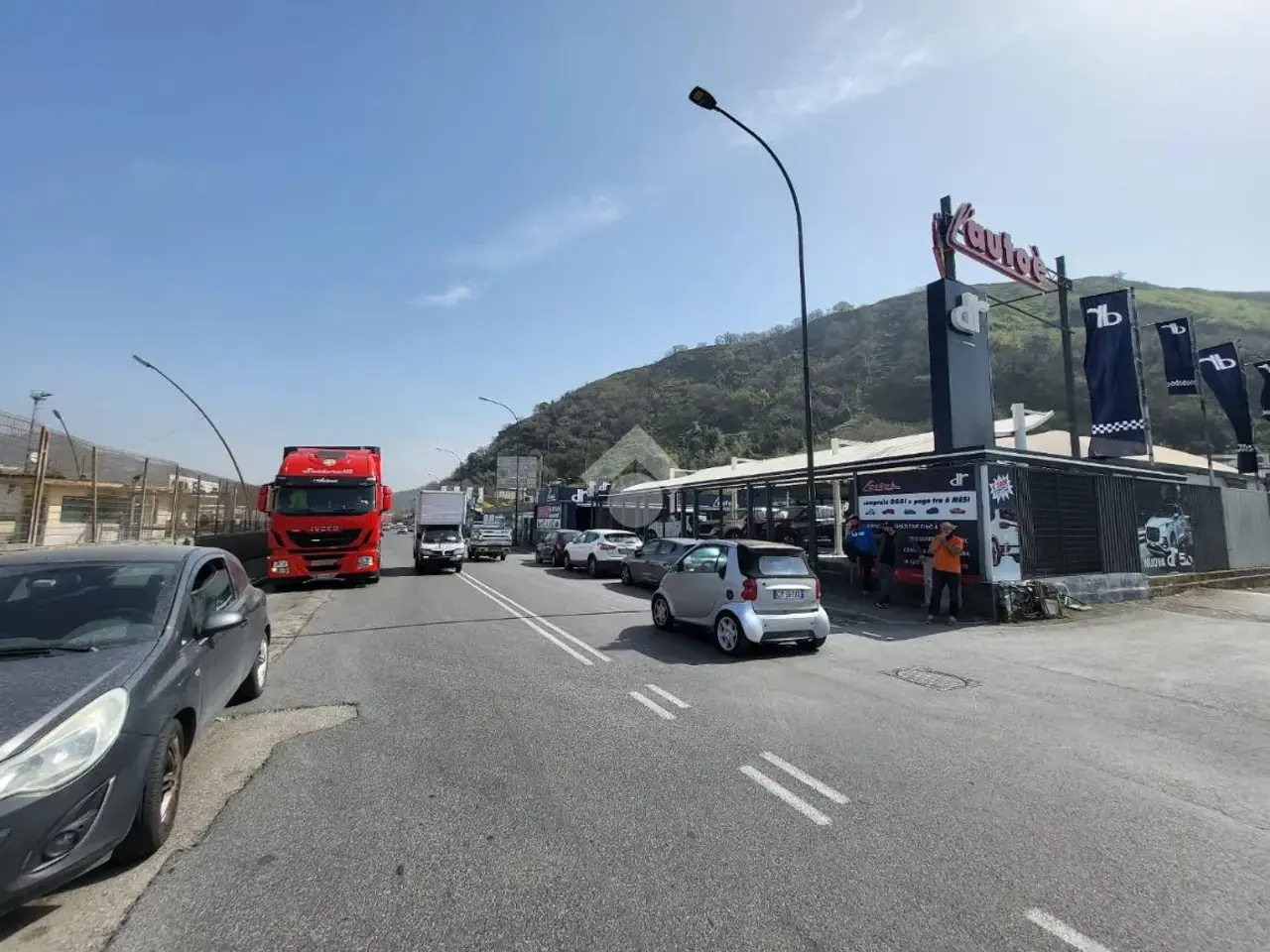 Magazzino in Via Vicinale Montespina 5, Napoli, {3} - Foto 1