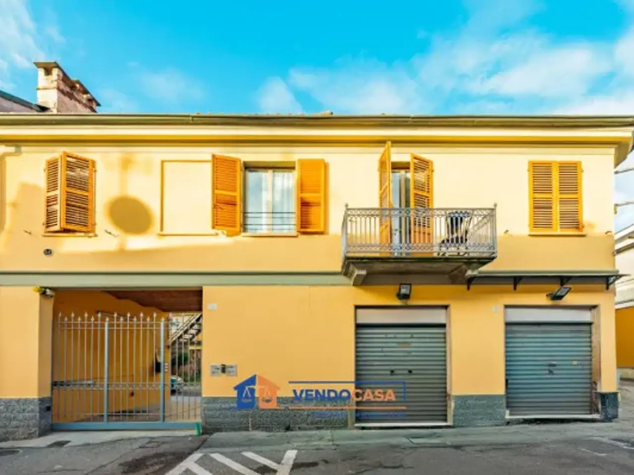 Negozio in Via Cernaia 9, Moncalieri, {3} - Foto 1