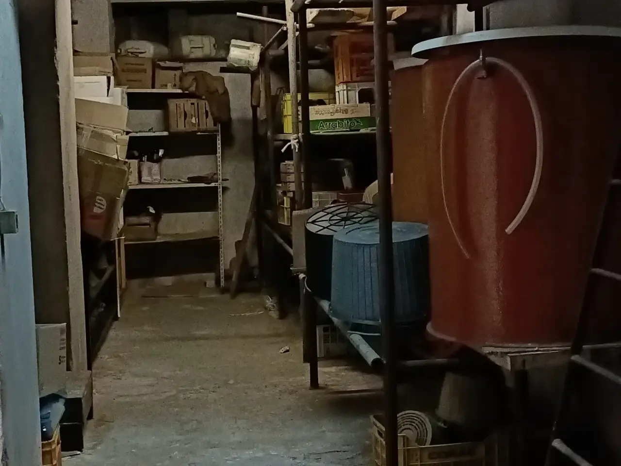 Parcheggio chiuso in Via Trento, Lamezia Terme, {3} - Foto 2