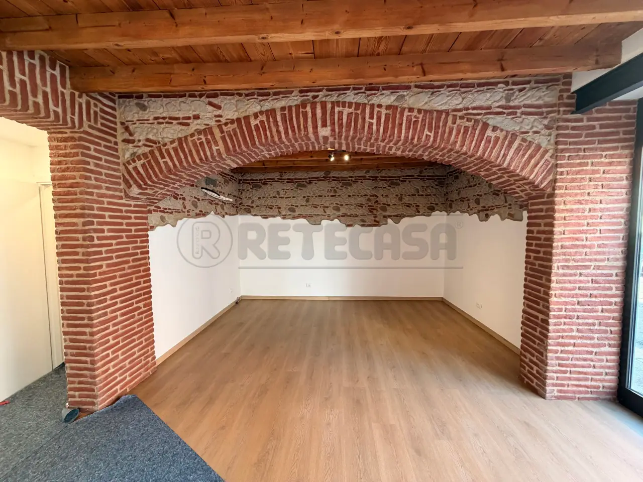 Palazzina commerciale in , Vicenza, {3} - Foto 2