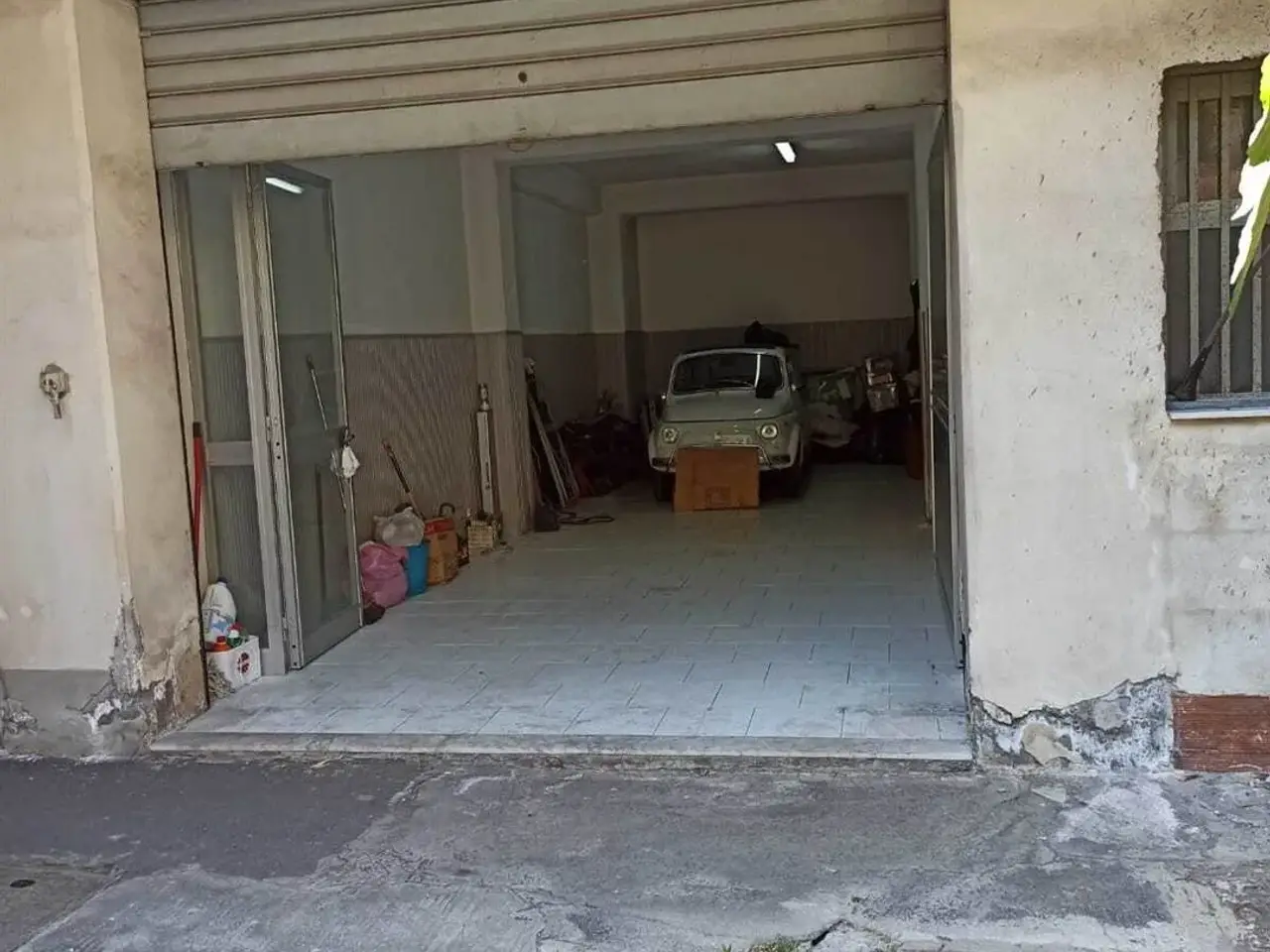 Capannone in Via Bellini, Valverde, {3} - Foto 2