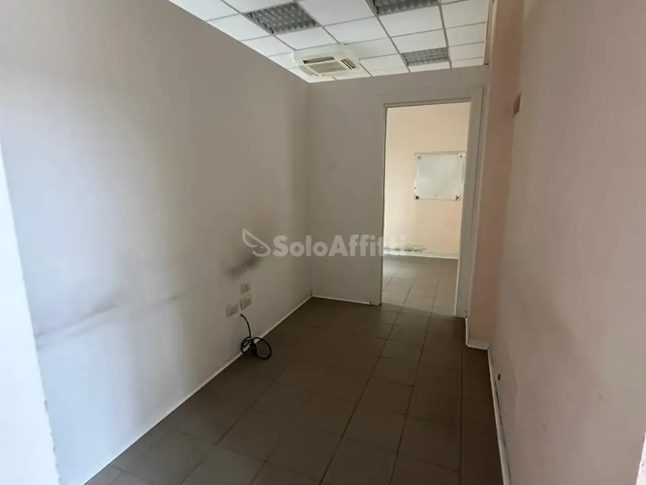Ufficio in , Falconara Marittima, {3} - Foto 2