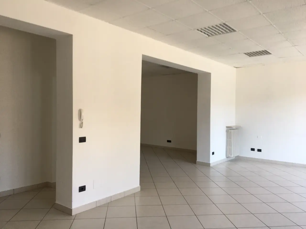 Ufficio in Via Emilia Est, 29010 San Nicolò Pc, Italia, Rottofreno, {3} - Foto 1