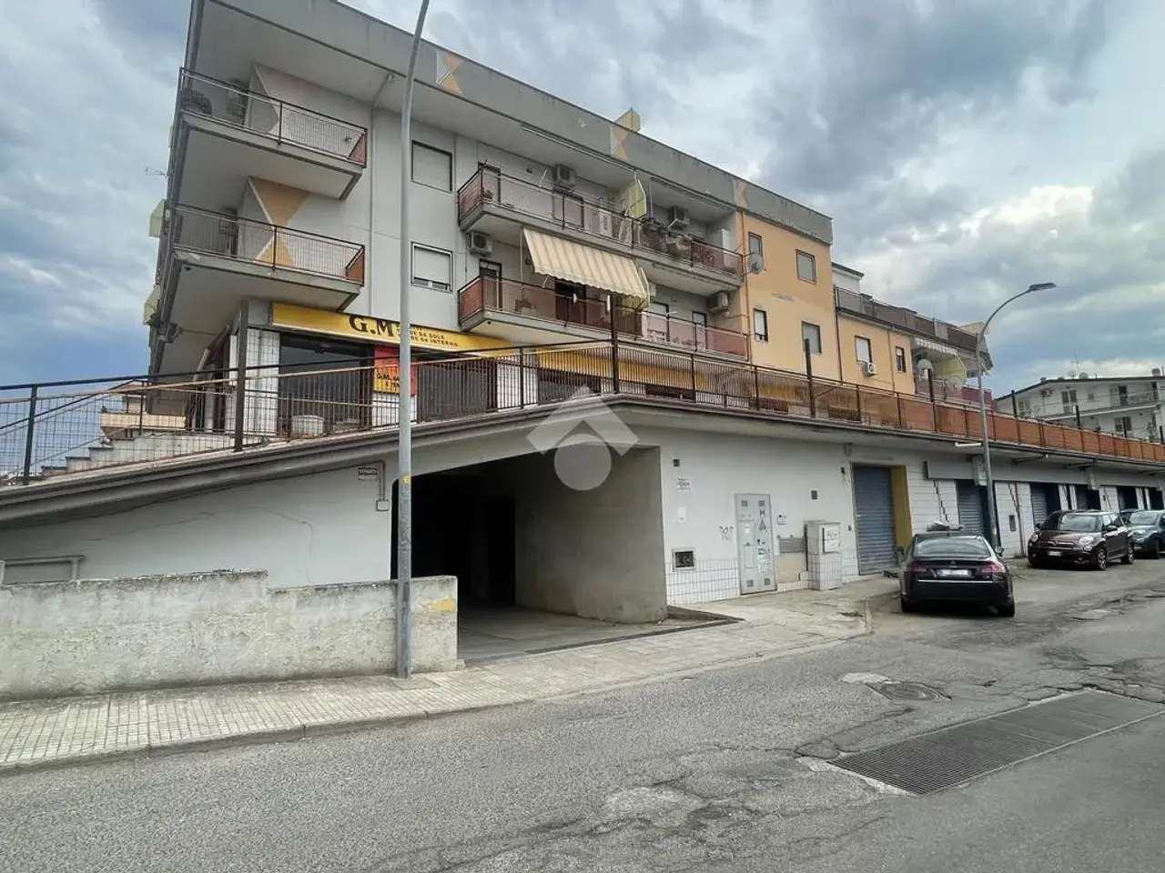 Magazzino in Via Aquitania 1, Corigliano-Rossano, {3} - Foto 1