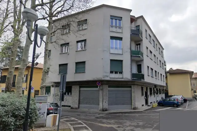 Vierzimmerwohnung in Piazza Martiri di Fossoli 36, Desio - Foto 1