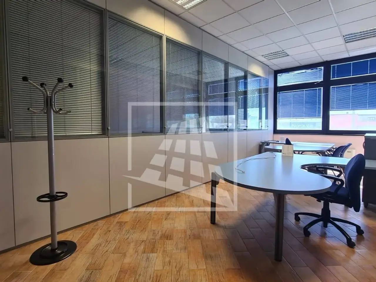 Ufficio in Via John Fitzgerald Kennedy 71, Reggio Emilia, {3} - Foto 1
