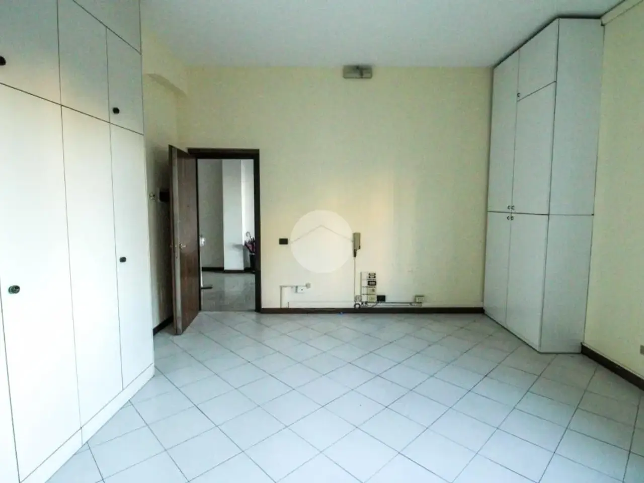 Ufficio in Via Morzenti 24, Sant'Angelo Lodigiano, {3} - Foto 1