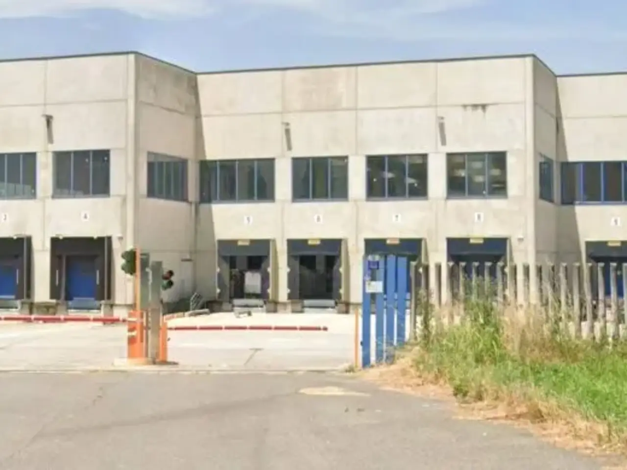 Magazzino in , Tribiano, {3} - Foto 1