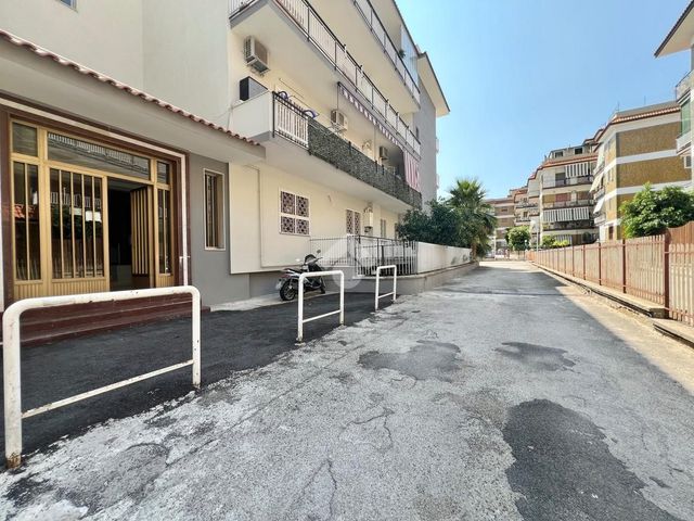 Quadrilocale in Via San Rocco 31, Marano di Napoli - Foto 1