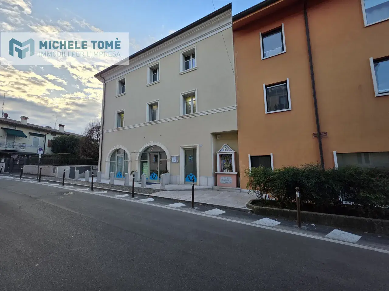 Ufficio in Via Roma, Castelnuovo Del Garda, {3} - Foto 2