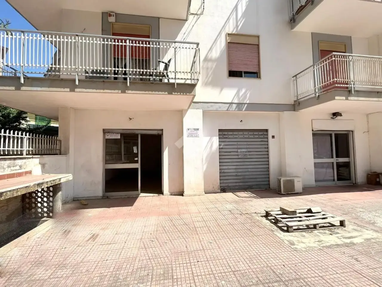 Negozio in Via Petrulla 12, Palermo, {3} - Foto 2