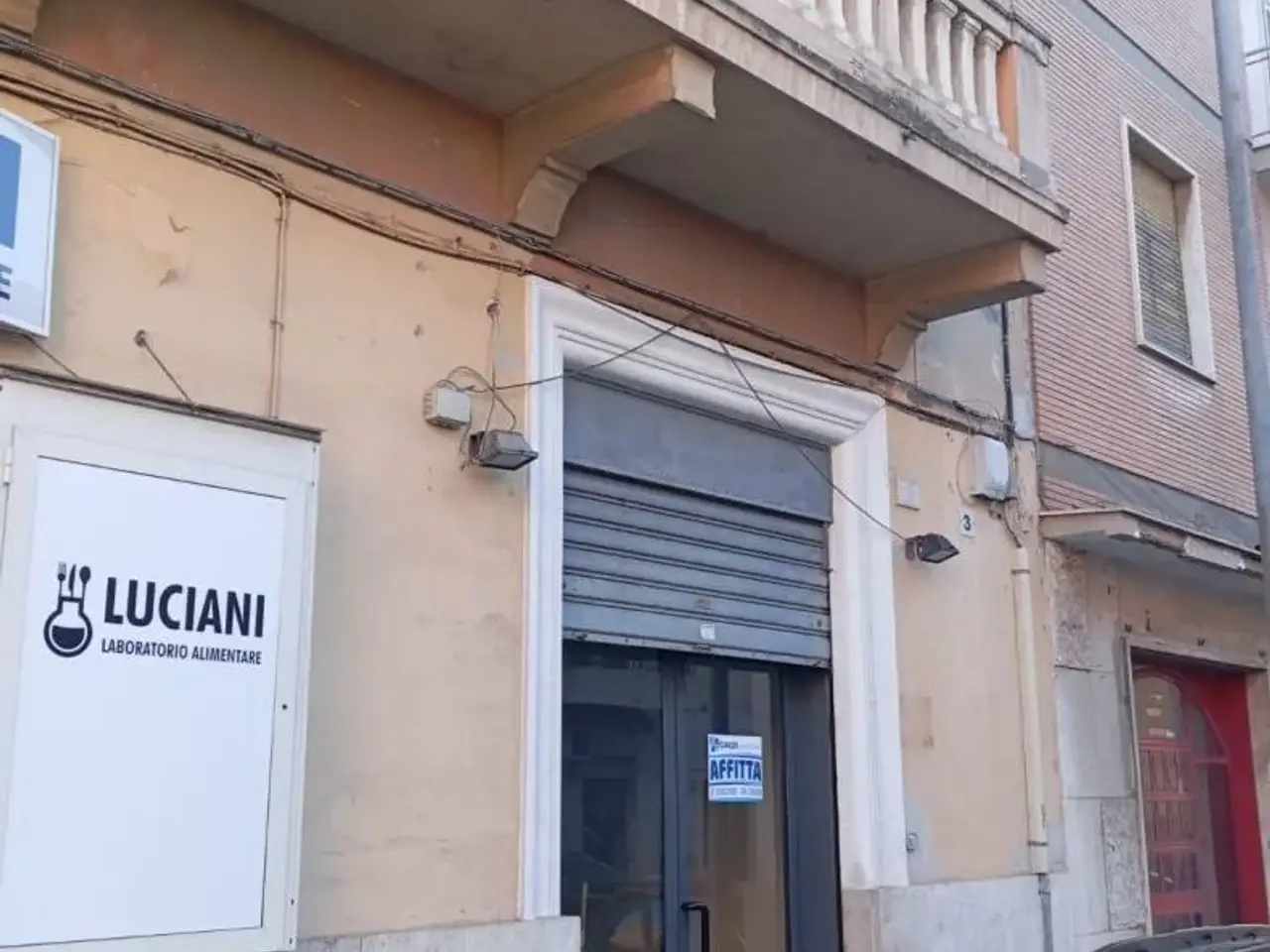 Locale commerciale in Via Benci E Gatti 3, Civitavecchia, Civitavecchia, {3} - Foto 1