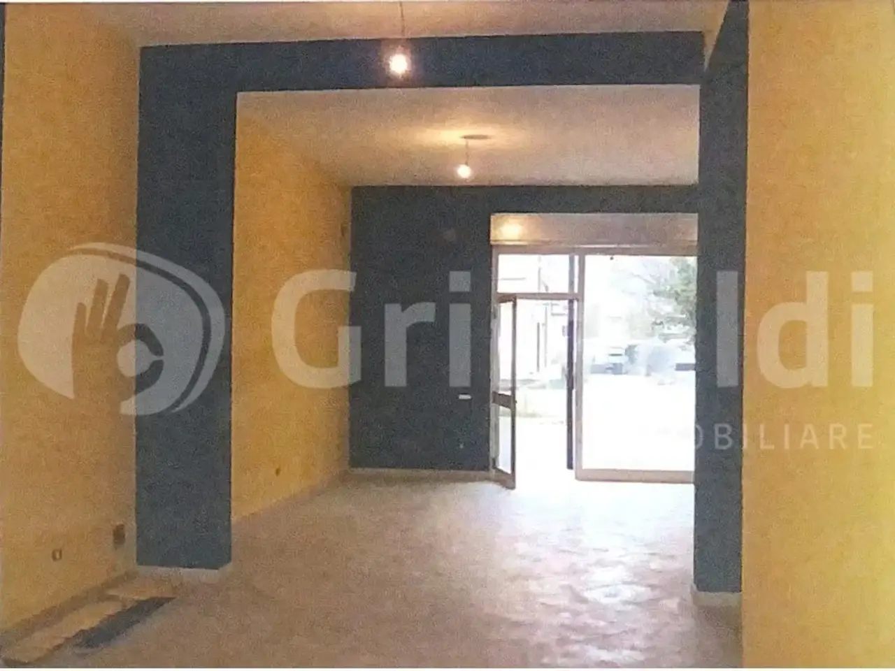 Negozio in Corso Trieste 86/Bis, Telese Terme, {3} - Foto 2