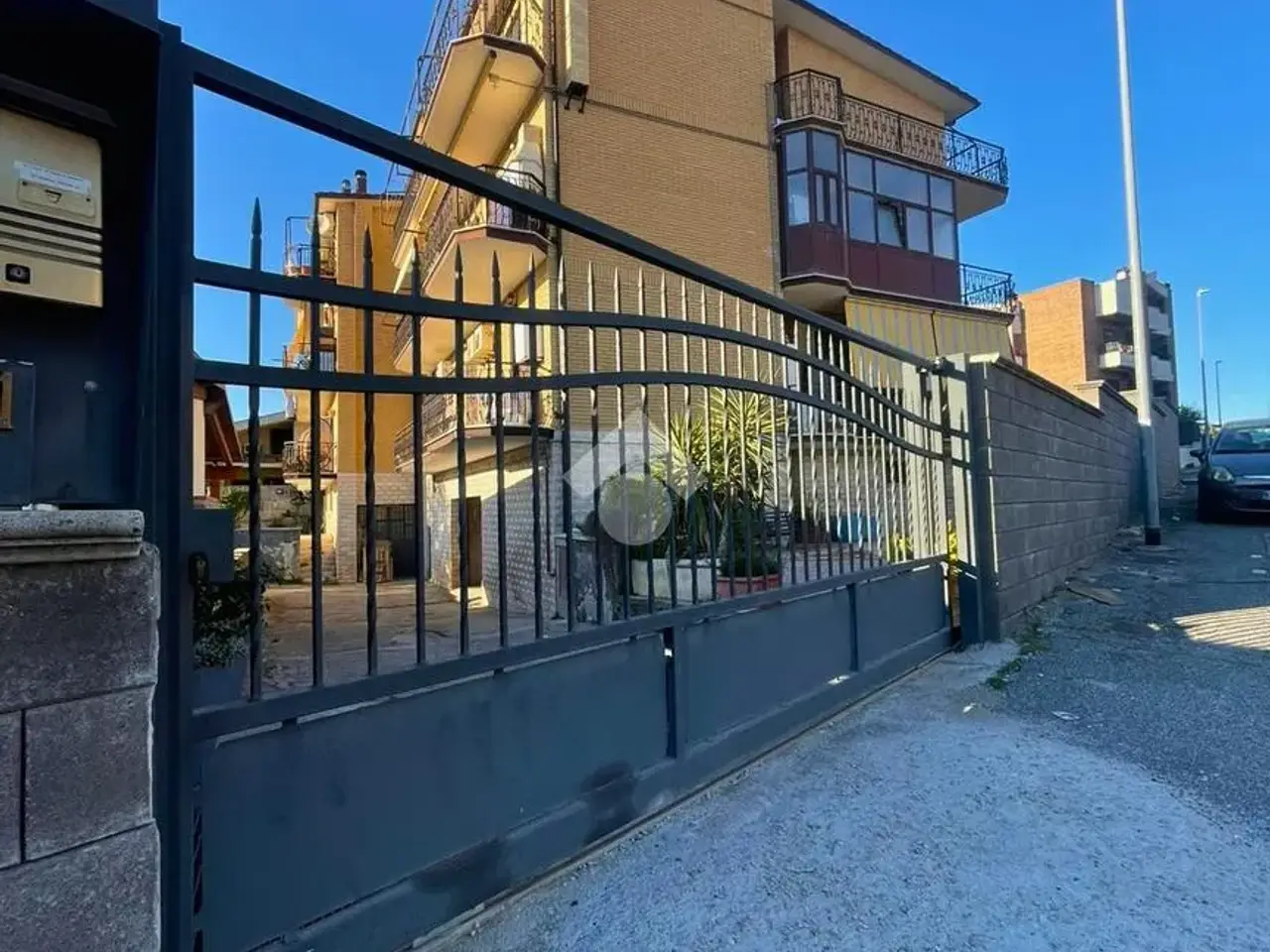 Magazzino in Attività Via Petralia Sottana 29, Roma, {3} - Foto 1