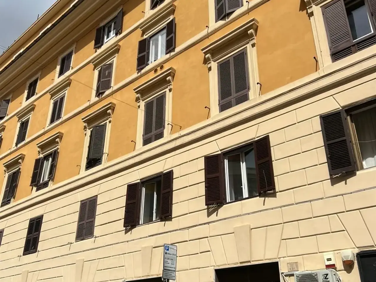 Negozio in Via dei Volsci, Roma, {3} - Foto 1