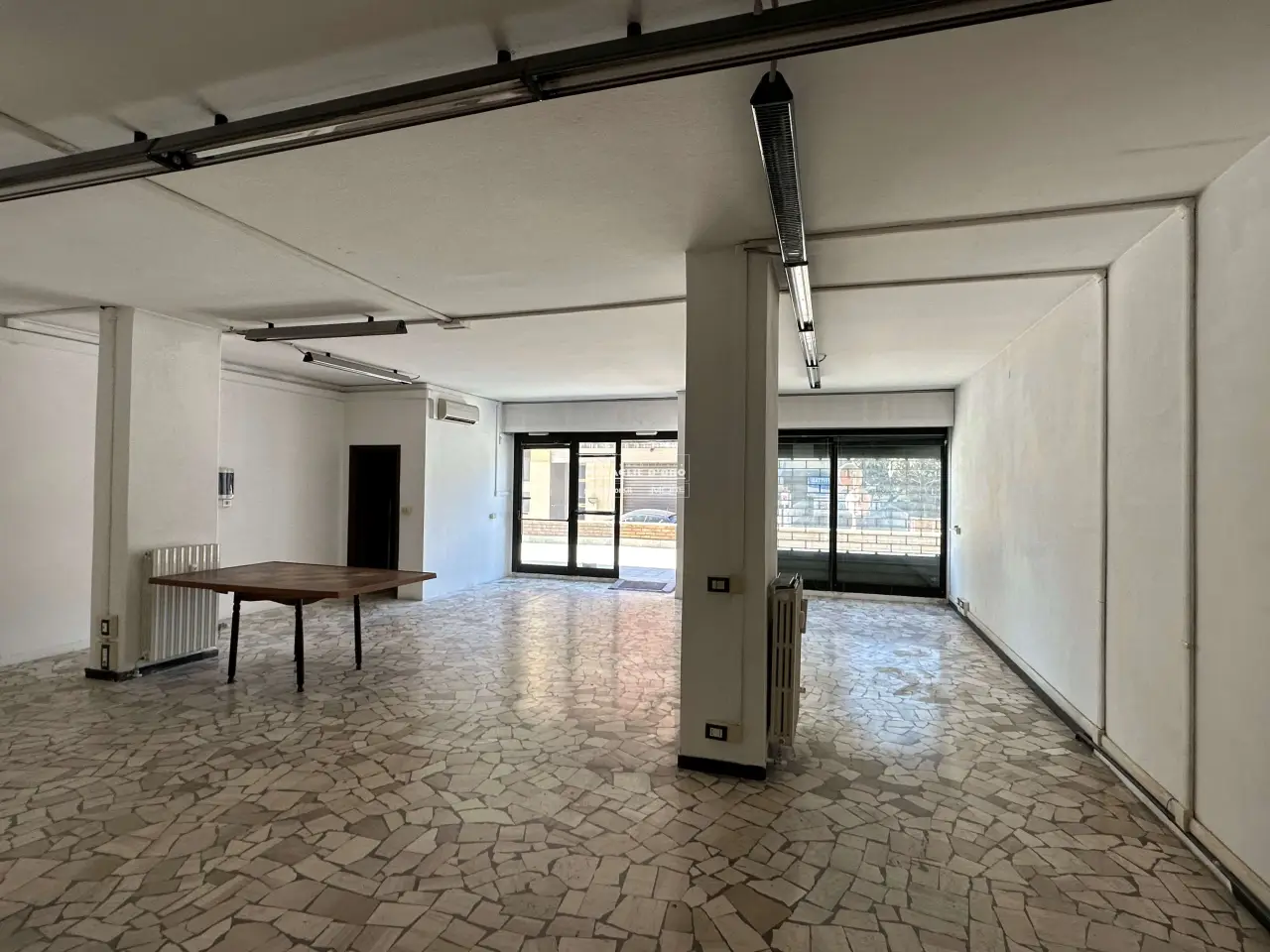 Palazzina commerciale in Cavedone, Modena, {3} - Foto 2