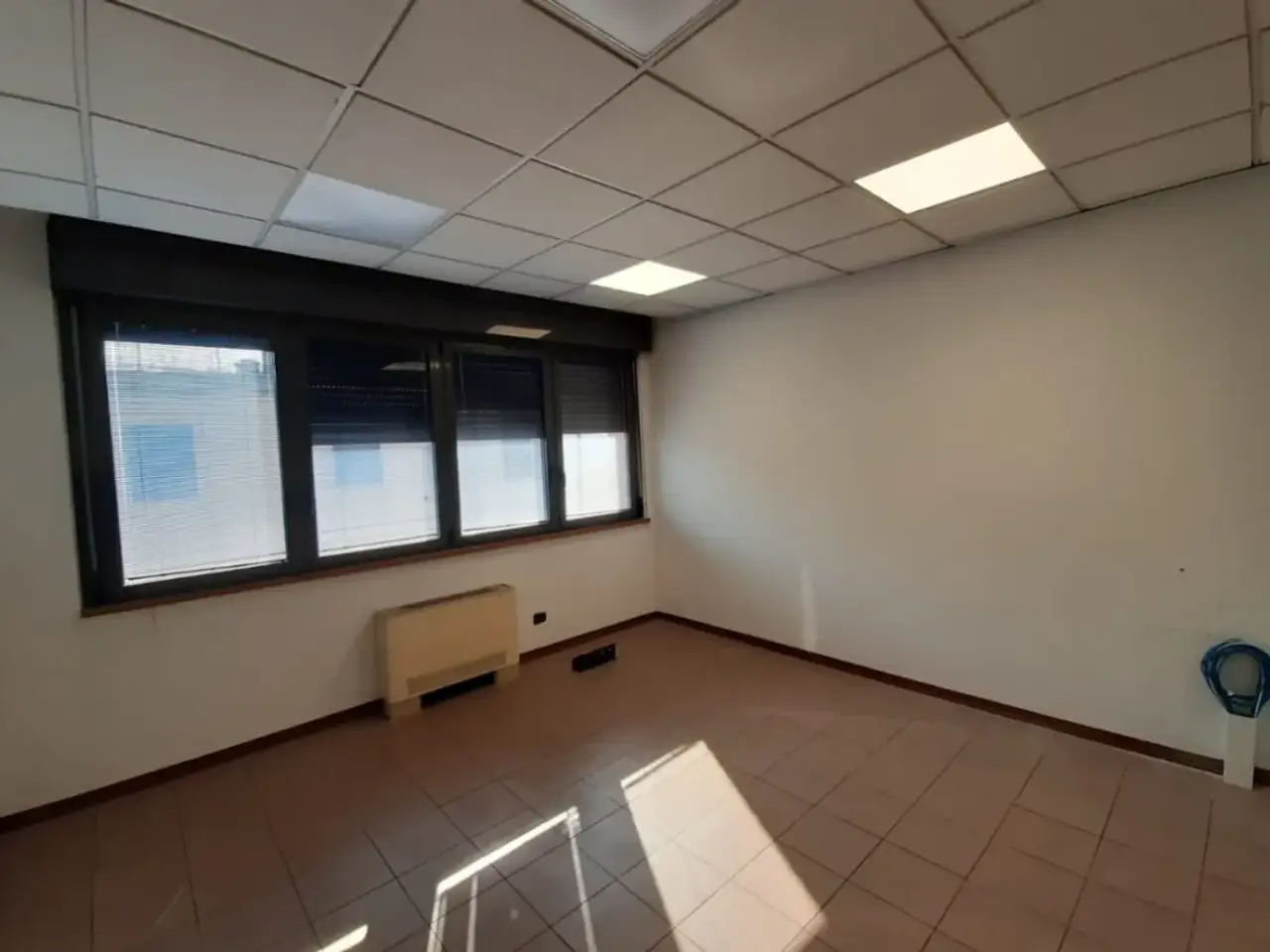 Ufficio in , Reggio Emilia, {3} - Foto 1