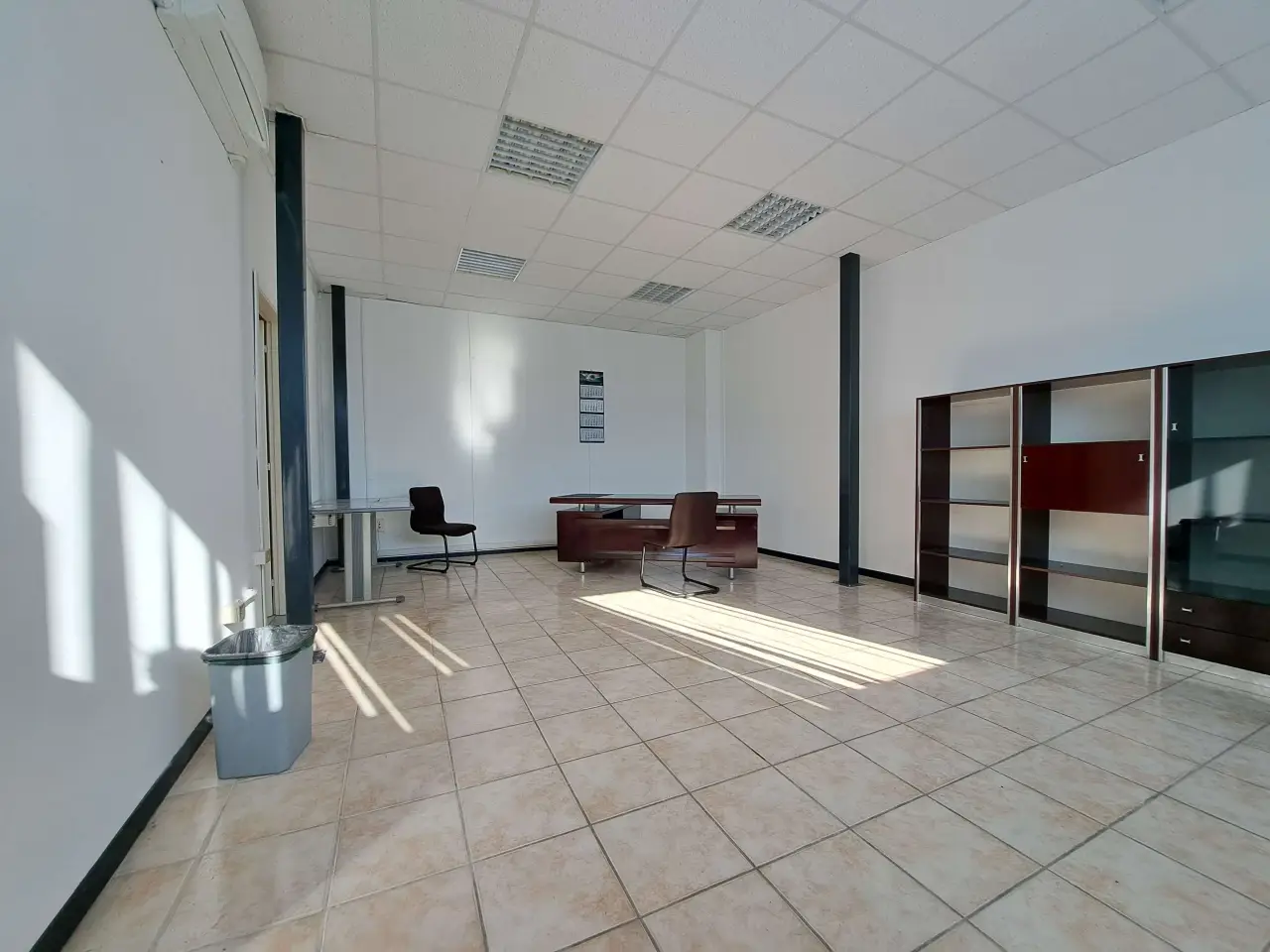 Ufficio in Via degli Arrotini 2, Livorno, {3} - Foto 1