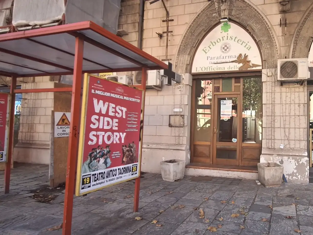 Palazzina commerciale in Via Garibaldi 293, Messina, {3} - Foto 1