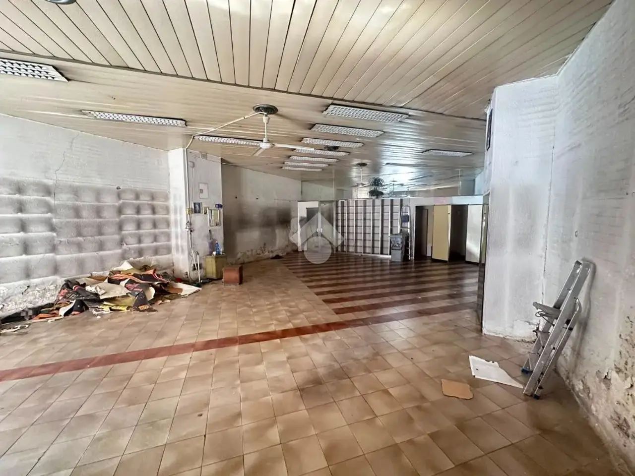 Negozio in Corso Secondigliano 14, Napoli, {3} - Foto 1