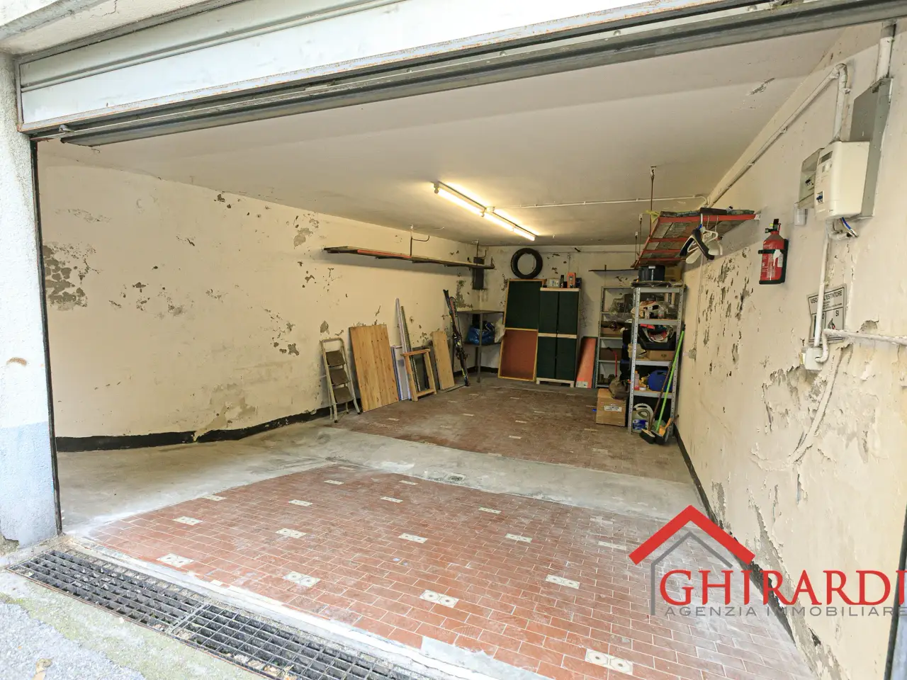 Parcheggio chiuso in Via Fogazzaro 35, Genova, {3} - Foto 1