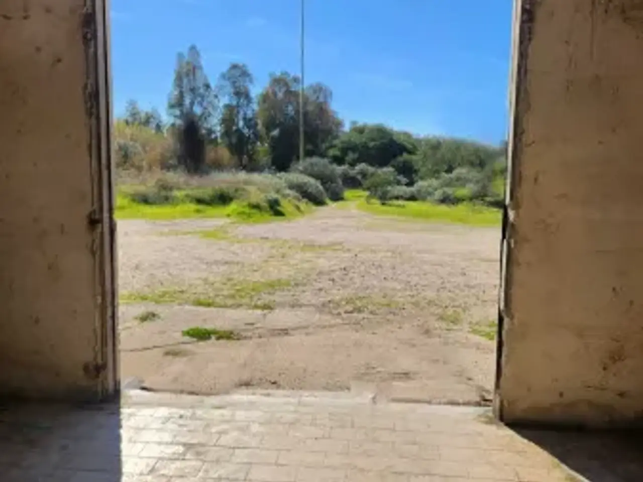Magazzino in Viale dell'Autonomia Regionale 58, Quartu Sant'Elena, {3} - Foto 2