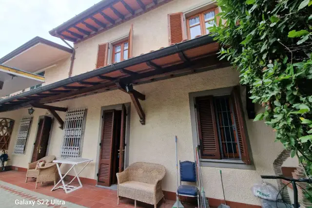 4-room flat in Via Duca d'Aosta, Forte dei Marmi - Photo 1