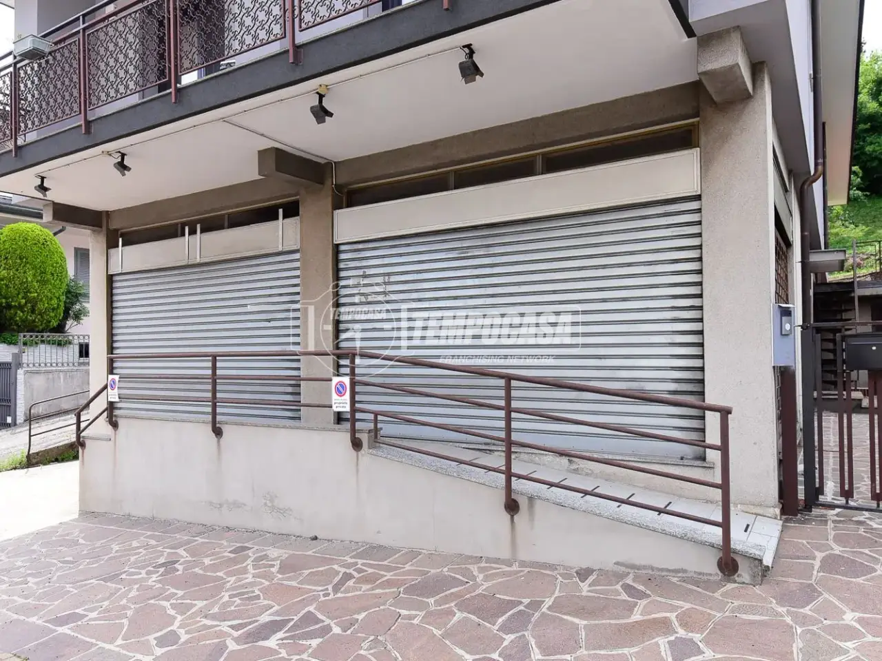 Negozio in Via al Monte, Cantu', {3} - Foto 1