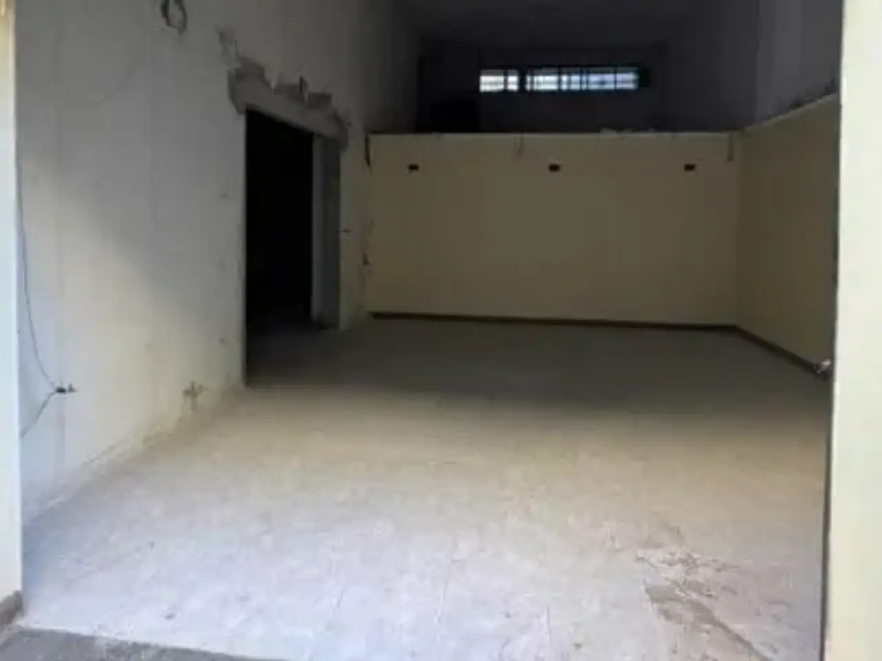 Negozio in , Cagliari, {3} - Foto 2