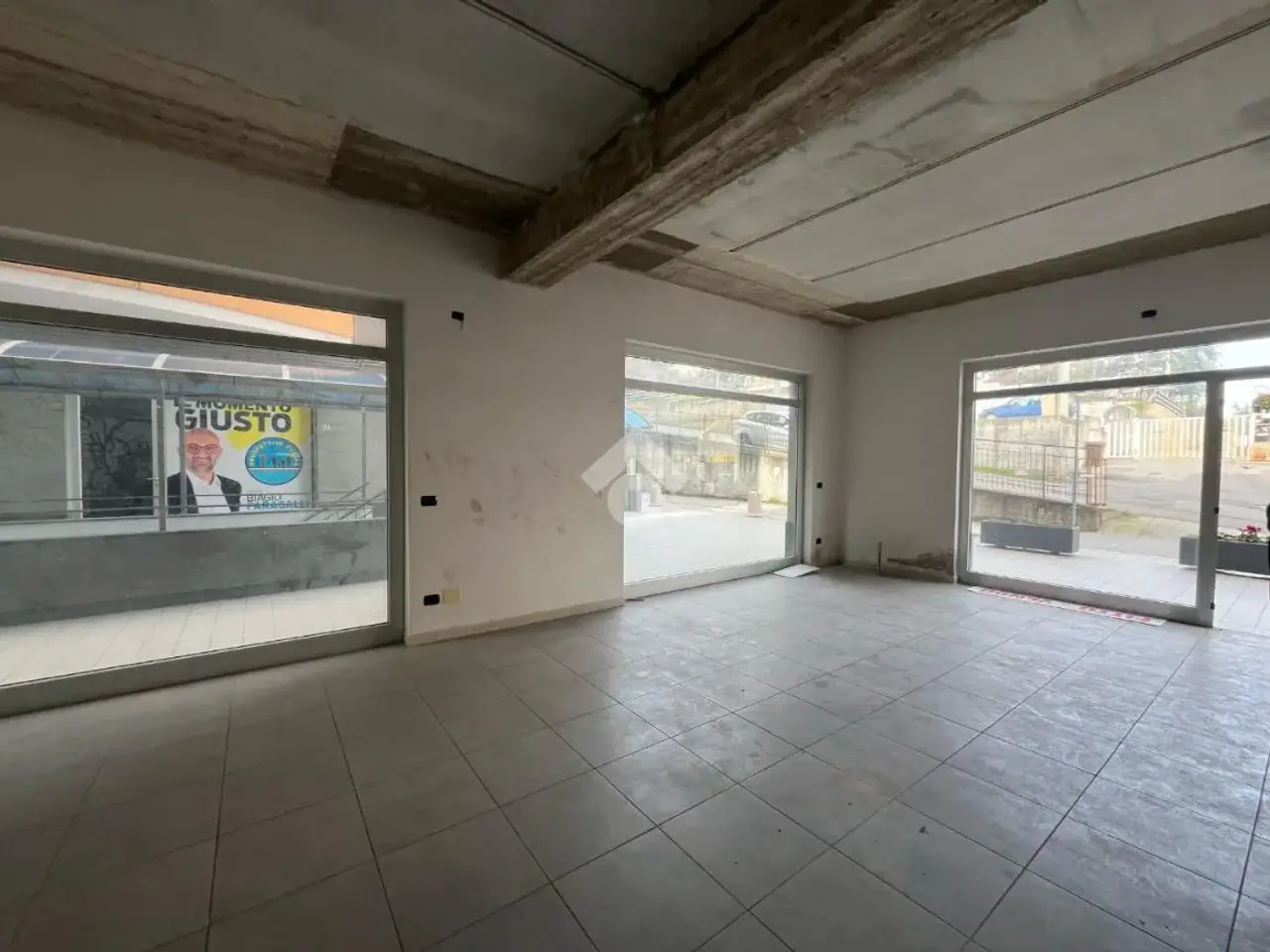 Magazzino in Via Nuoro, Montalto Uffugo, {3} - Foto 2