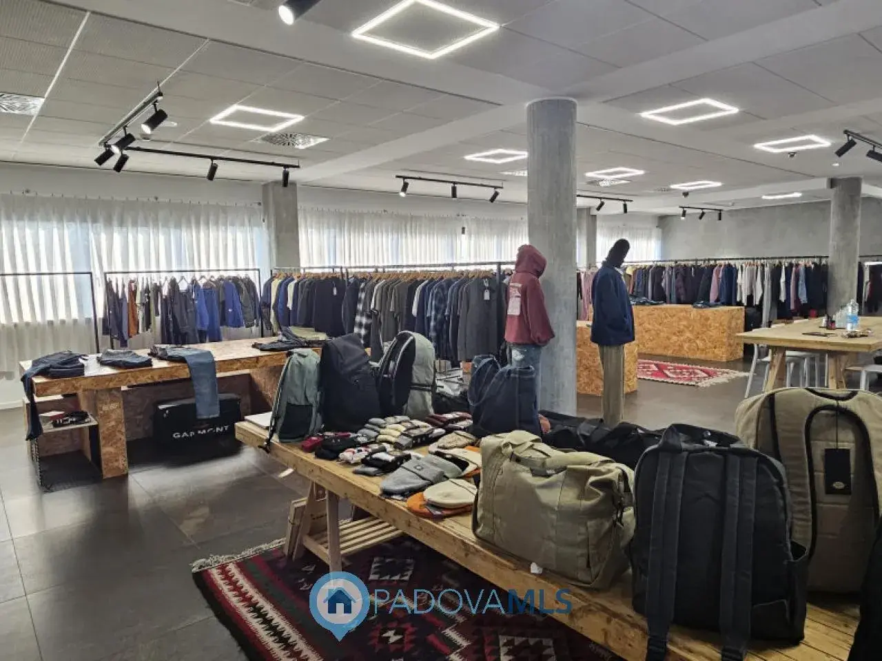 Ufficio in Viale della Navigazone Interne, Padova, {3} - Foto 1