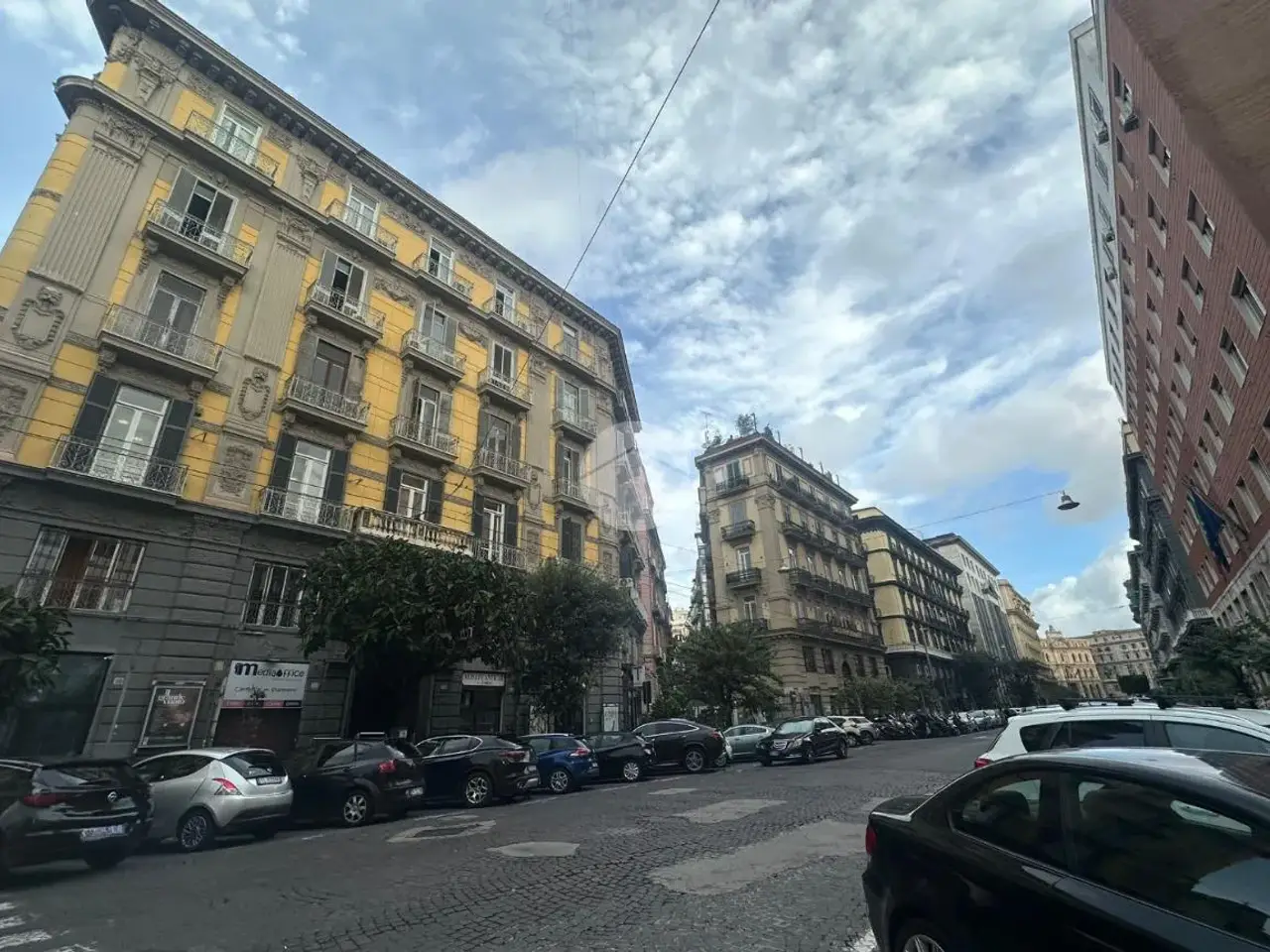 Negozio in Via Agostino Depretis 80, Napoli, {3} - Foto 2