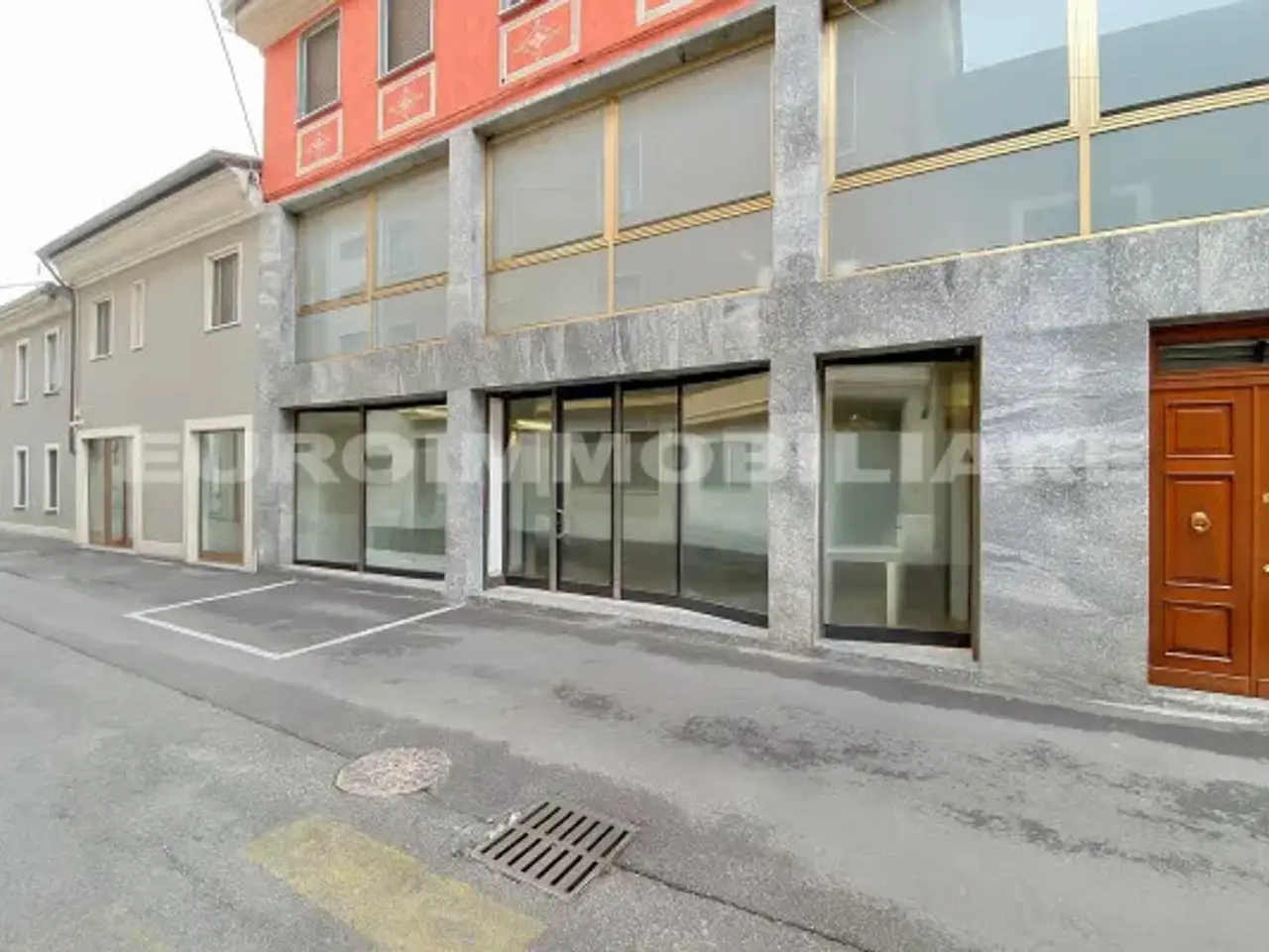 Negozio in Via Francesco Ziliani 3, Travagliato, {3} - Foto 1