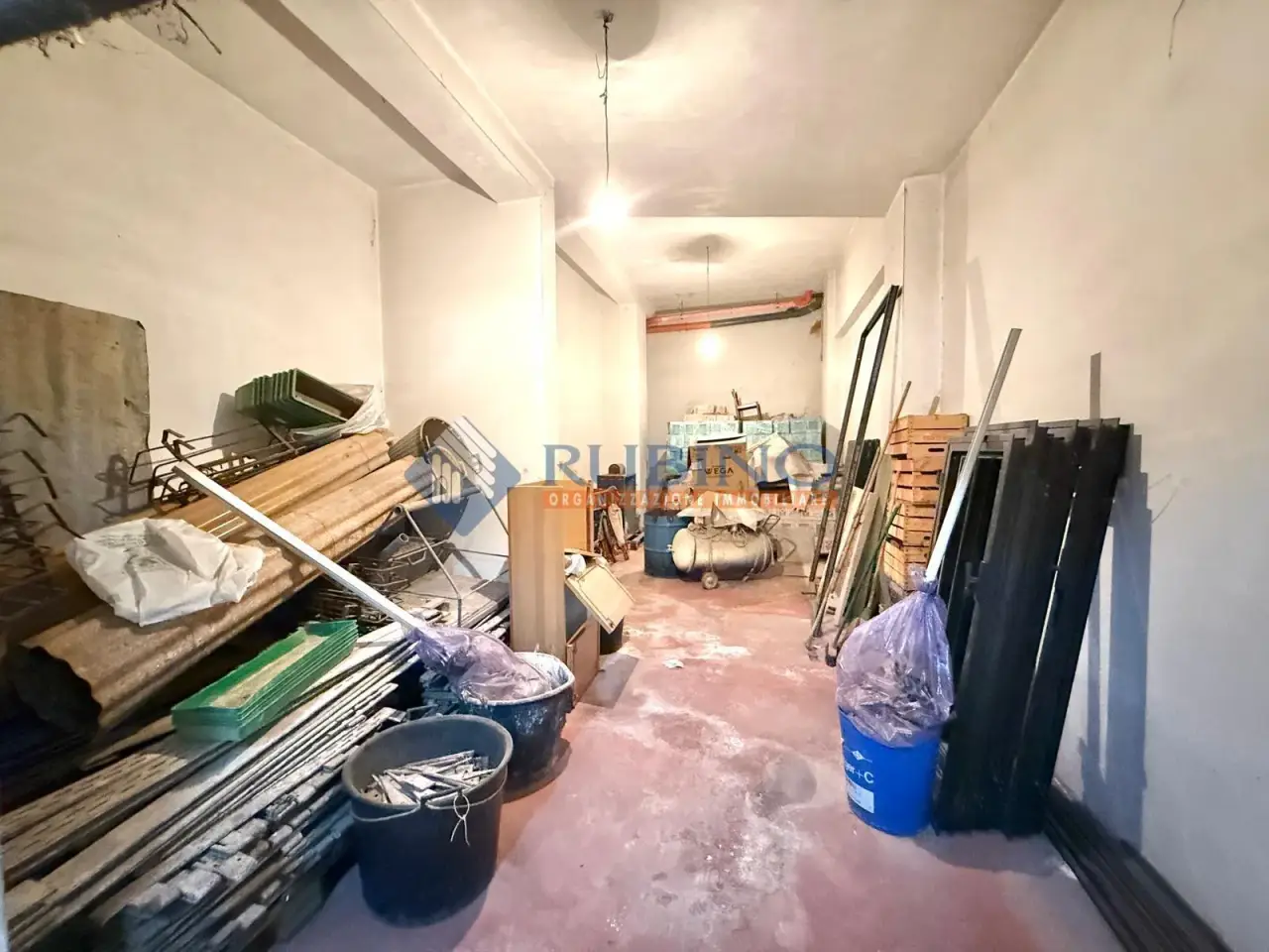 Magazzino in Via Sandro Pertini 16, Trani, {3} - Foto 2