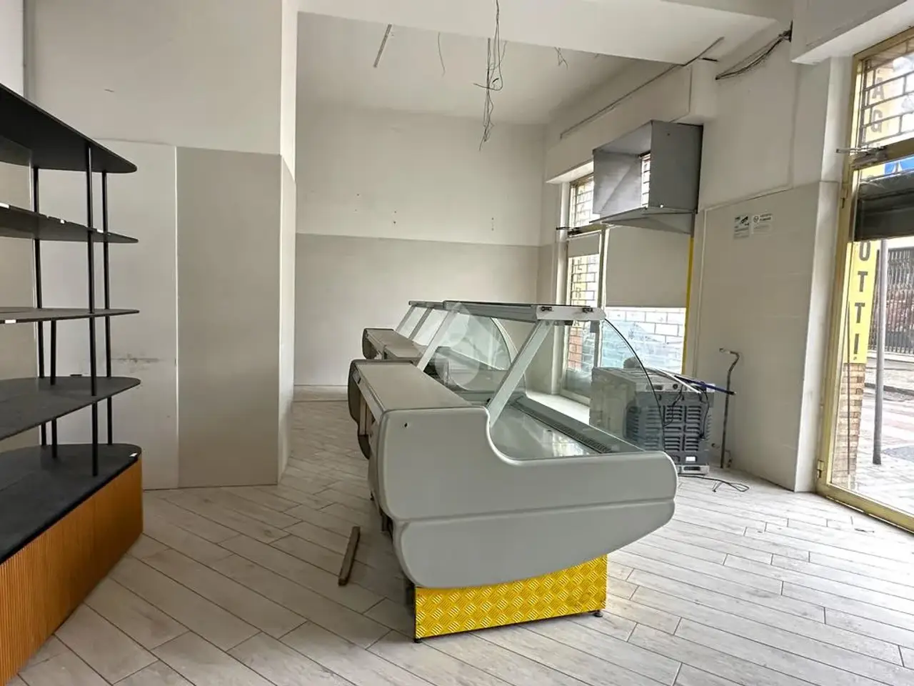 Negozio in Via Ovada 29, Novi Ligure, {3} - Foto 1