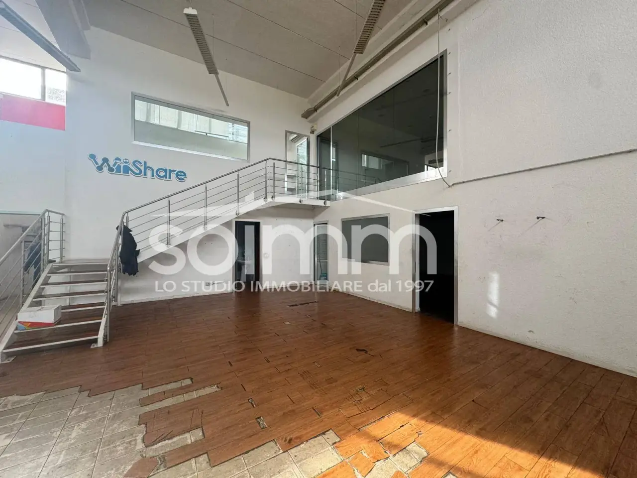Negozio in Via Marconi 175, Cagliari, {3} - Foto 1