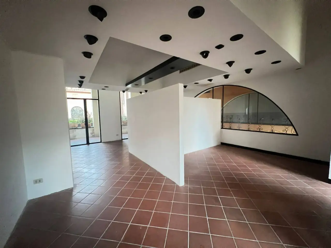 Esercizio commerciale in Corso Italia, Pisa, {3} - Foto 1