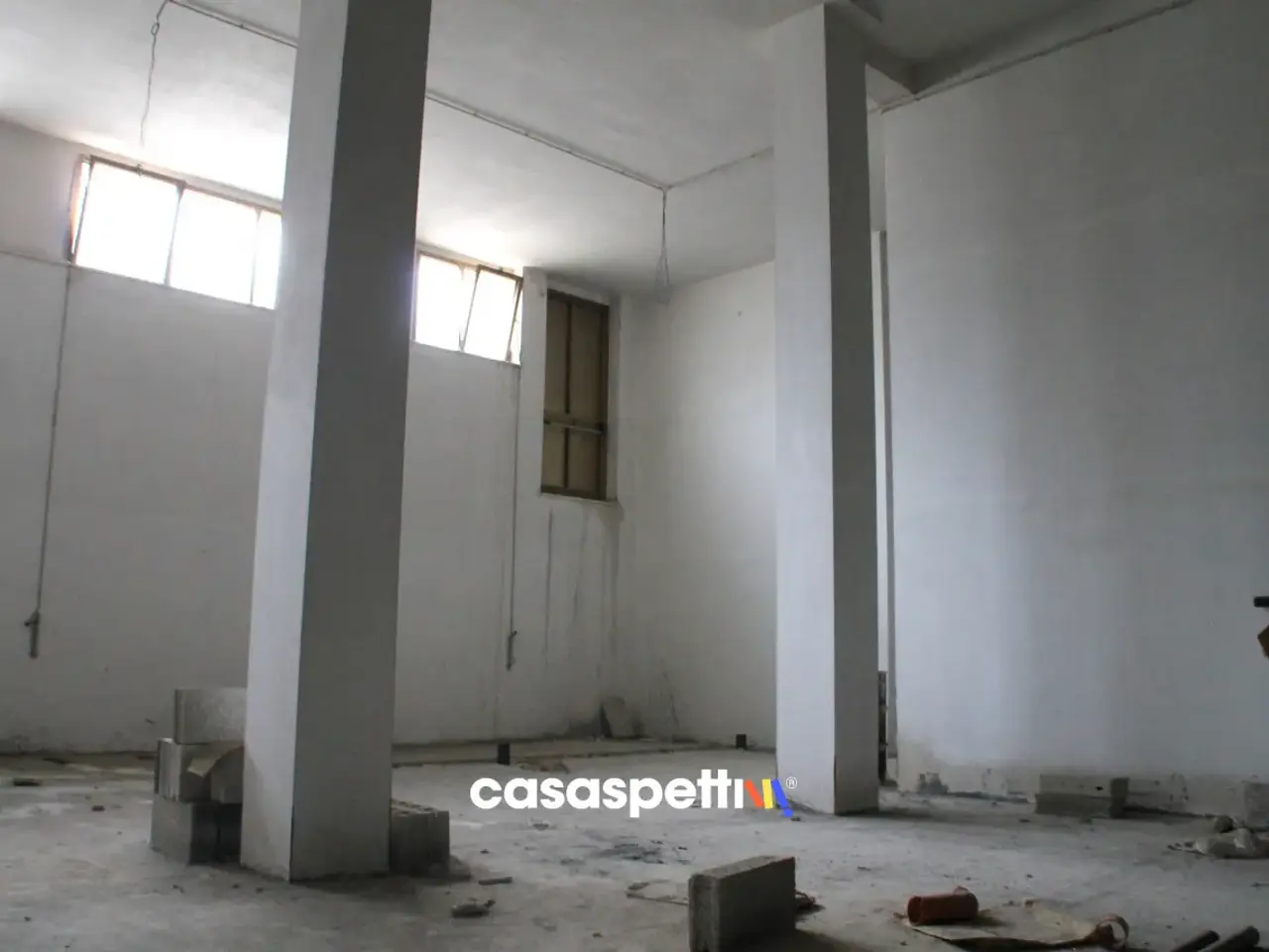 Magazzino in Via Nicolò Ferrando, Lecce, Lecce, {3} - Foto 2