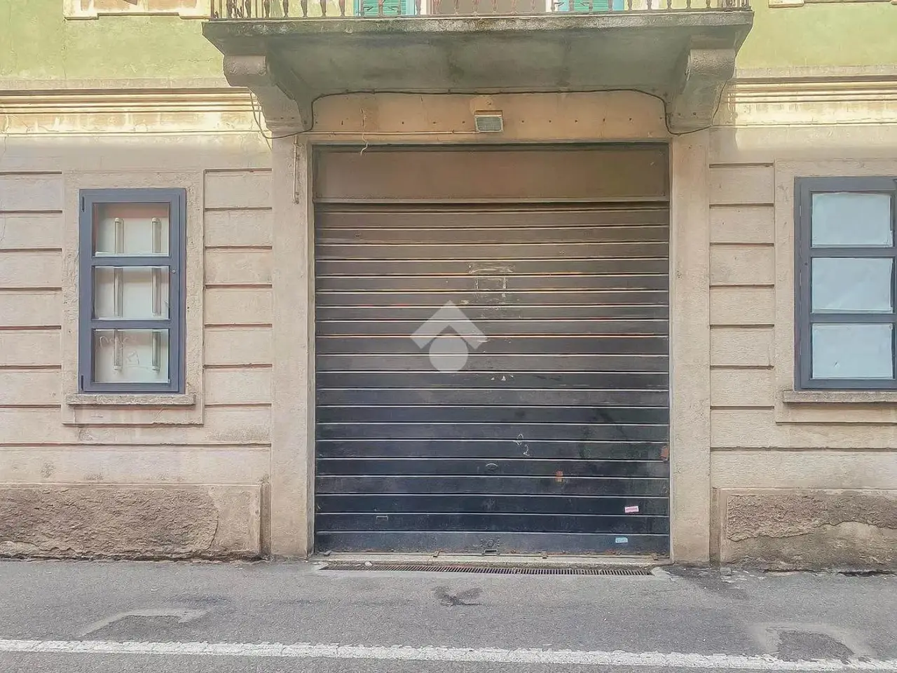 Negozio in Via Clateo Castellini 2, Melegnano, {3} - Foto 2