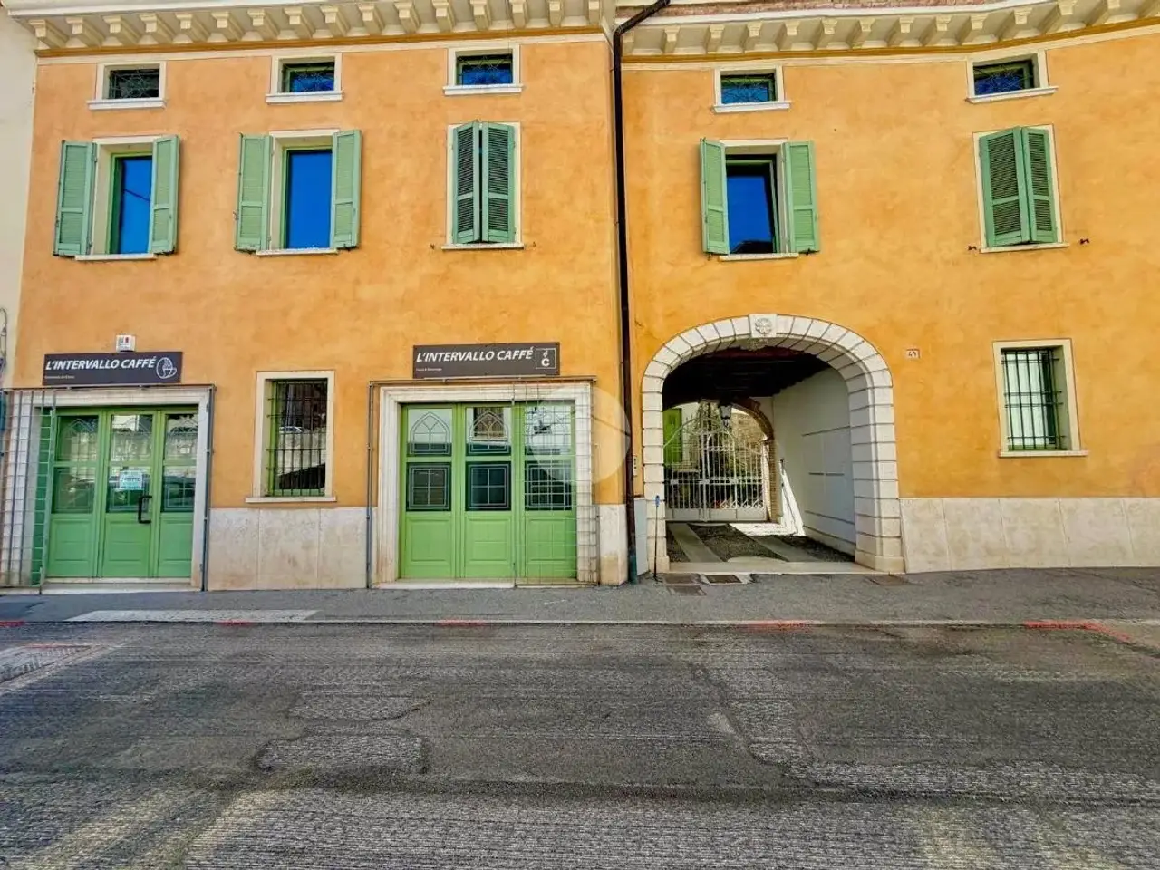 Negozio in Via della Repubblica 43, Lonato del Garda, {3} - Foto 1