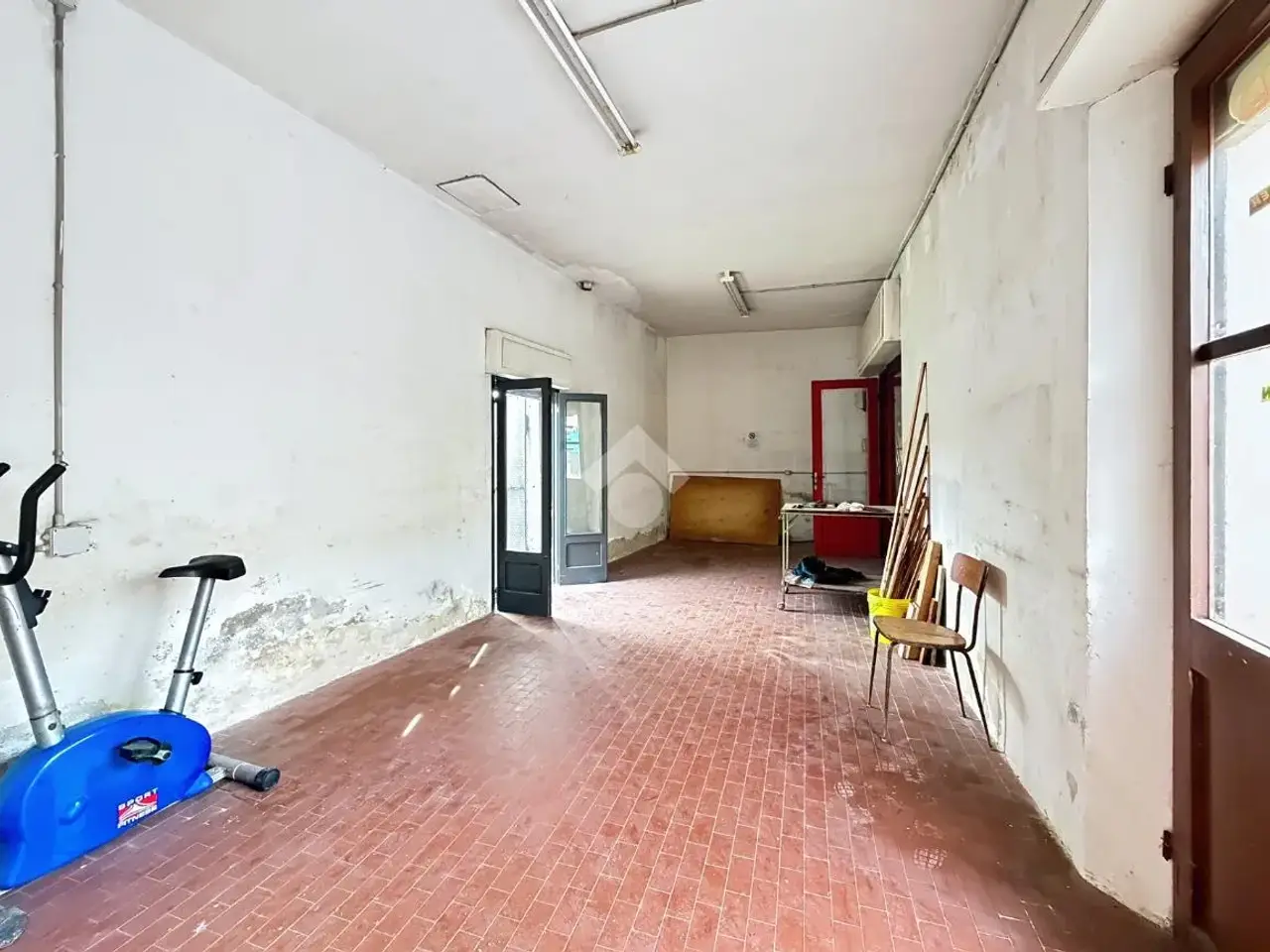 Negozio in Via Aurelia 248, Rosignano Marittimo, {3} - Foto 2