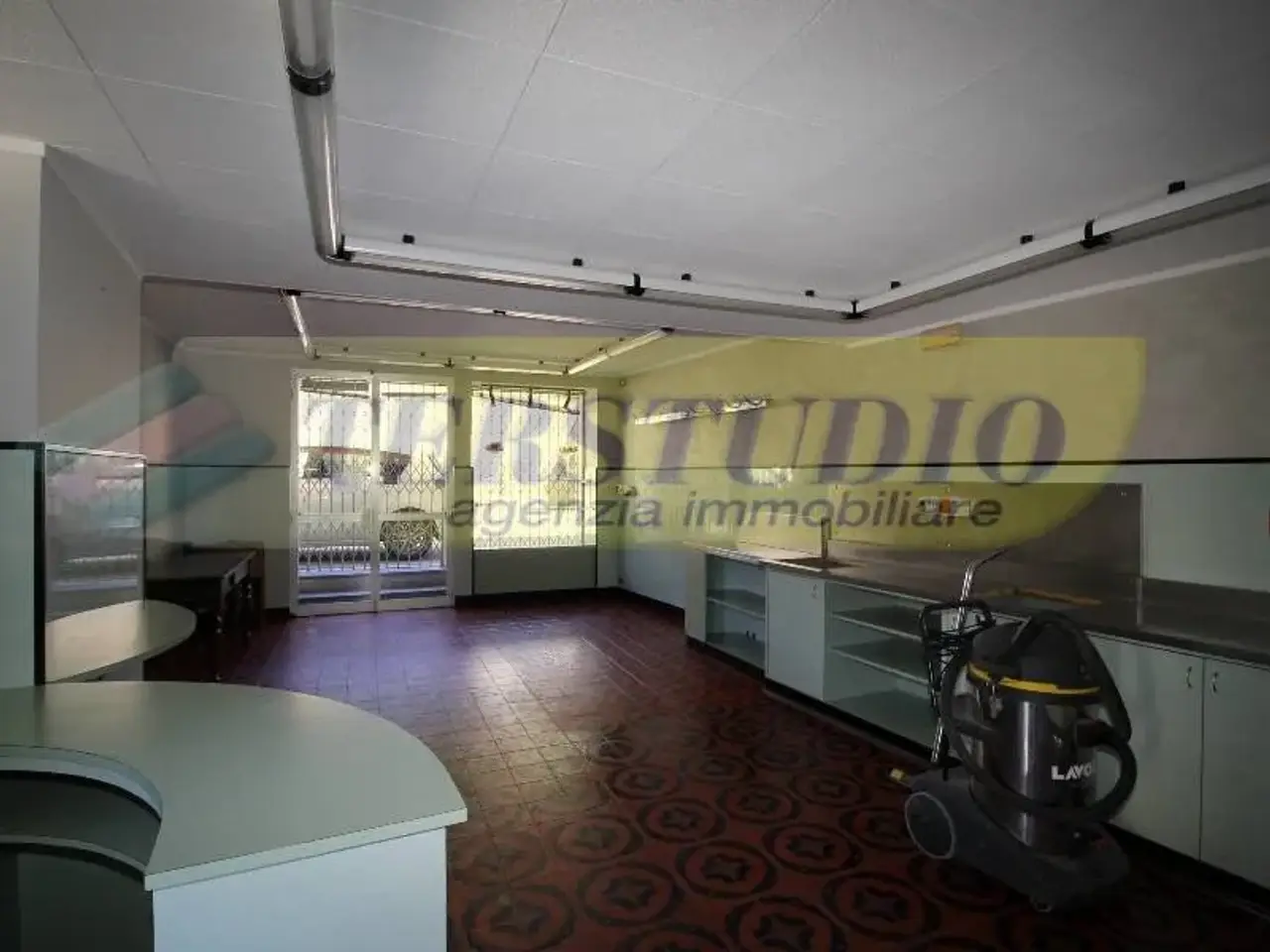 Negozio in Via Lega Lombarda 197, Pontida, {3} - Foto 2
