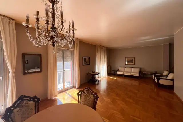 main gallery real estate image